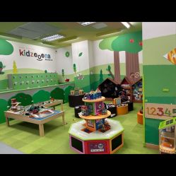 -莫莉幻想儿童乐园(武汉经开永旺店)