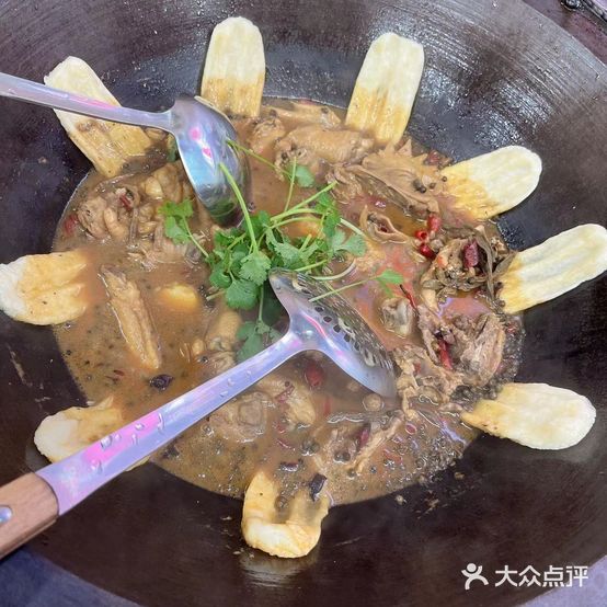 一品乐锅鸡(龙腾中路店)