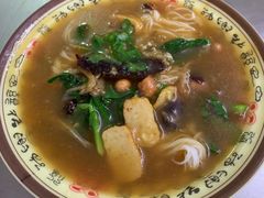 -海口骑楼小吃街