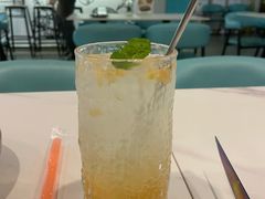 白桃茉莉苏打-拾挚扒房(招商花园城店)