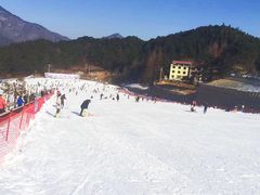 -大别山南武当滑雪场