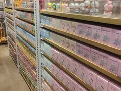 -名创优品(万达广场河东店)