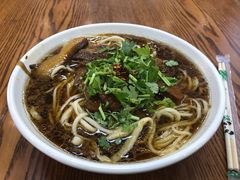 老汤大肉面-老王四季抻面(南六东路店)
