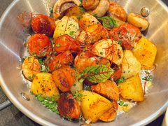 -théATRE茶聚场·餐厅(环球金融中心店)