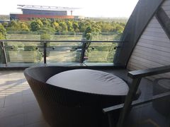 -上海滴水湖皇冠假日酒店