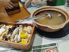 -菌小白火锅(时尚天河店)