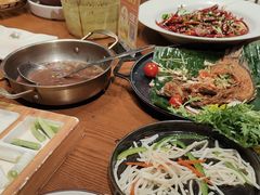 -老滇山寨•云南特色菜•地方菜•民族风情歌舞表演(金碧店)