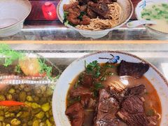 -金杨拉面王小吃面馆·牛三宝面·红烧牛肉粉