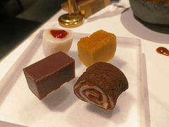 -羲和雅苑•北京烤鸭(国贸商城店)