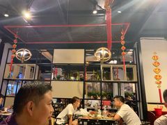 大堂-范二妹独特烧烤夜宵城(宜宾总店)