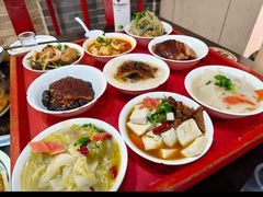 -蓝田九大碗民俗食府(蓝田店)