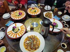 -醉美东江·三文鱼·烧鸡公