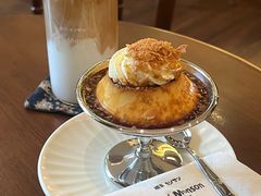 -Café Monson