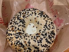 葱葱贝果-Tims天好咖啡(华侨城步行街店)