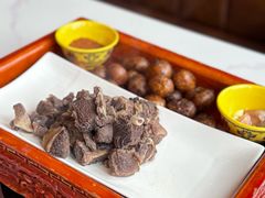 -黑青稞庄园·新式藏餐·牦牛肉汤锅(新都桥店)