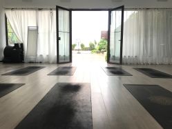 -无界瑜伽普拉提