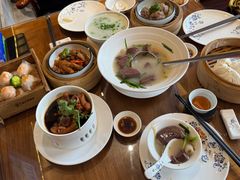 -龙悦湾酒家·八阵鱼生·渔人码头店