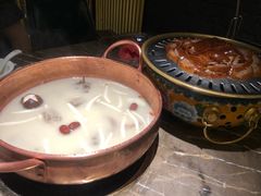 -三人行骨头王火锅(长寿店)