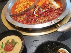 -沸炉重庆老火锅(军事博物馆店)