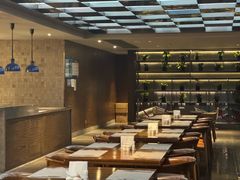 -BLU 全日制餐厅(上海安曼纳卓悦酒店)