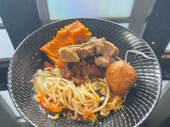 -唐拉雅秀酒店-西锦汇空中BBQ·思创餐厅