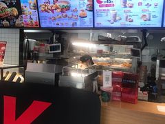 -肯德基(成山路地铁站店)