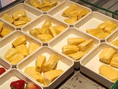 -涨巢·潮玩水疗局