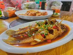-庆余生平价生猛海鲜(海棠湾林旺夜市店)
