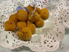 很脆的松露豆腐-新白鹿餐厅(百联中环店)