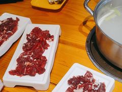 -养牛邓·潮汕牛肉海鲜自助火锅(广州店)