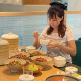 岛上也有人均40的春饼店了