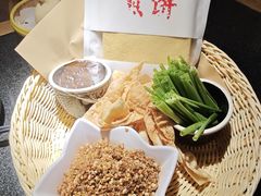 -鲁菜根·泰安菜(万达店)