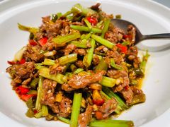 小炒黄牛肉-老湘亲·品鉴湘菜(湖里店)