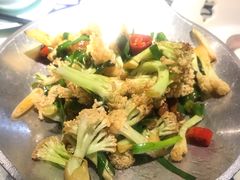 -卢大鲜鱼头捞饭(美利广场店)