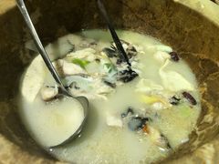 -滇香肴·云南菜蒸汽石锅鱼(云南北路店)