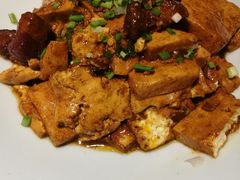 -95号酱骨·一块豆腐(展春园西路店)