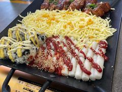 -豚妈妈汤饭·部队锅(南京东路店)
