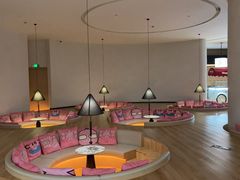 -涨巢·潮玩水疗局