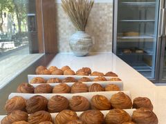 -VERIE BAKEHOUSE