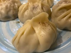 薄皮包子半分-马尔龙新疆饭店·清真(长青路店)