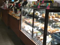 面包甜点陈列柜-星巴克(北京永定门店)