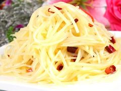 酸辣土豆丝饭-屋里家延边朝鲜族冷面(南园店)