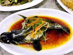 -四川小胡子海鲜(丁村万人海鲜广场店)