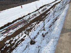 -秦皇古道滑雪场