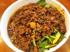 -八一路好吃街(雨田商务大厦店)