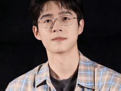 -目艮眼镜SHOWROOM(品牌集合店)