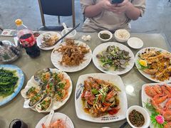 -潘先生平价海鲜城(神州半岛店)