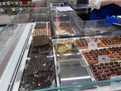 -VENCHI 闻绮(北京国贸商城店)