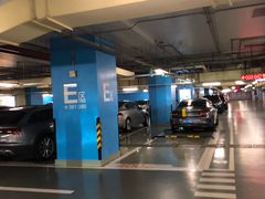 -上海来福士广场-停车场