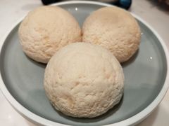 北海道拉丝牛乳包-陶陶居酒家(海岸城店)
